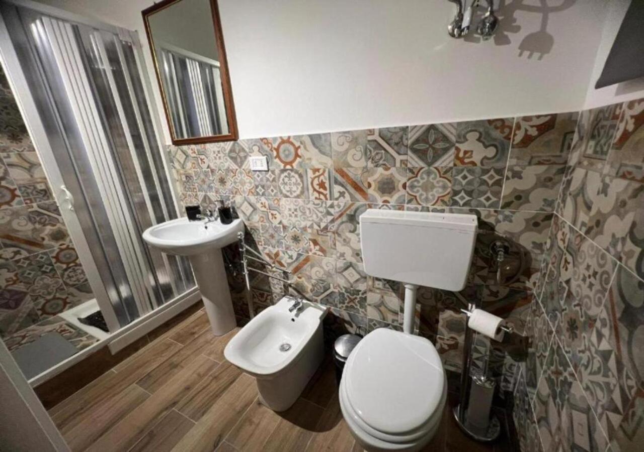 Nelly House Villa Catania Esterno foto